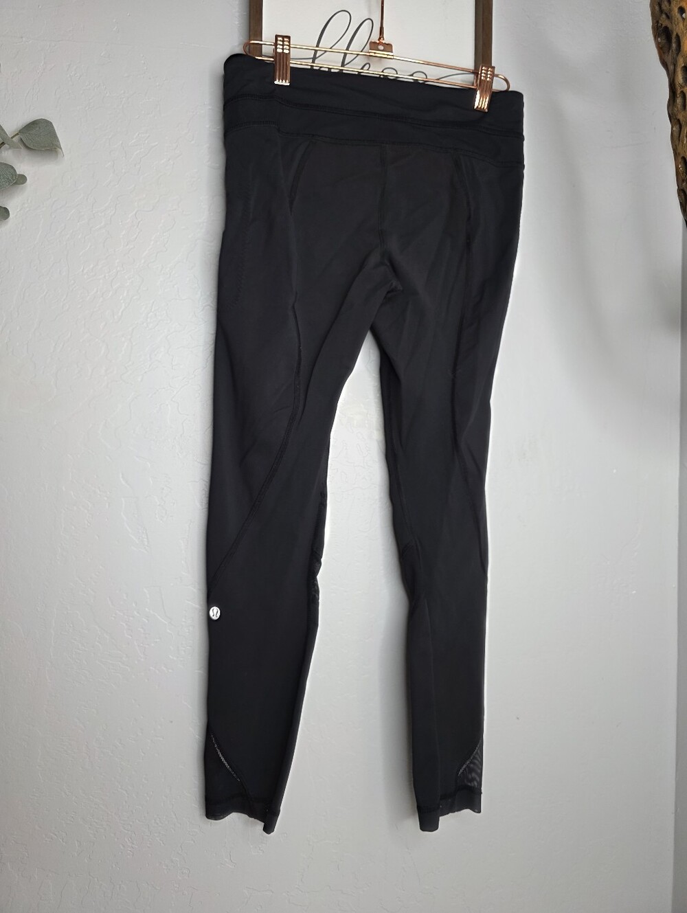 Lululemon Black Mesh Inspire Tight II Size 6 - Picture 9 of 13